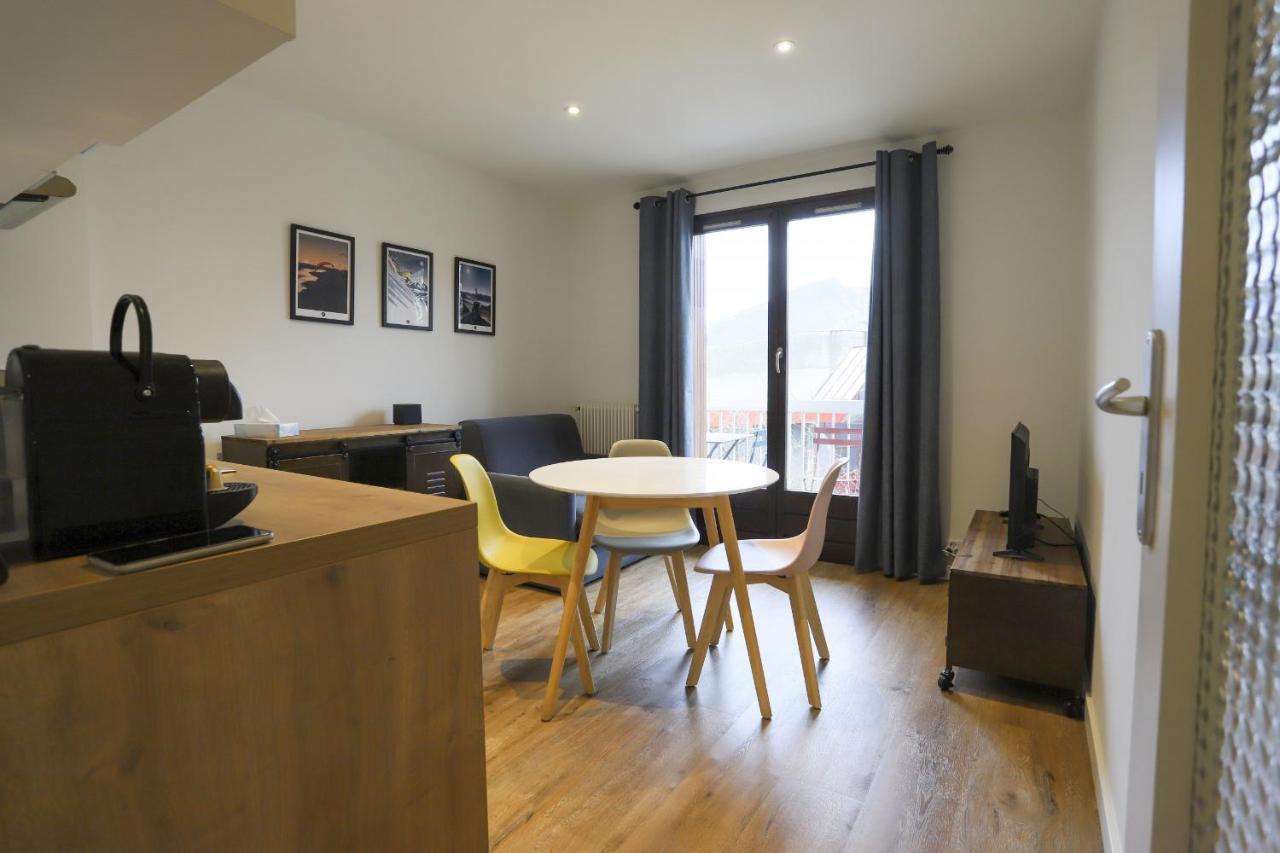 Le Fier, Pied A Terre Annecien Apartment อานซี ภายนอก รูปภาพ